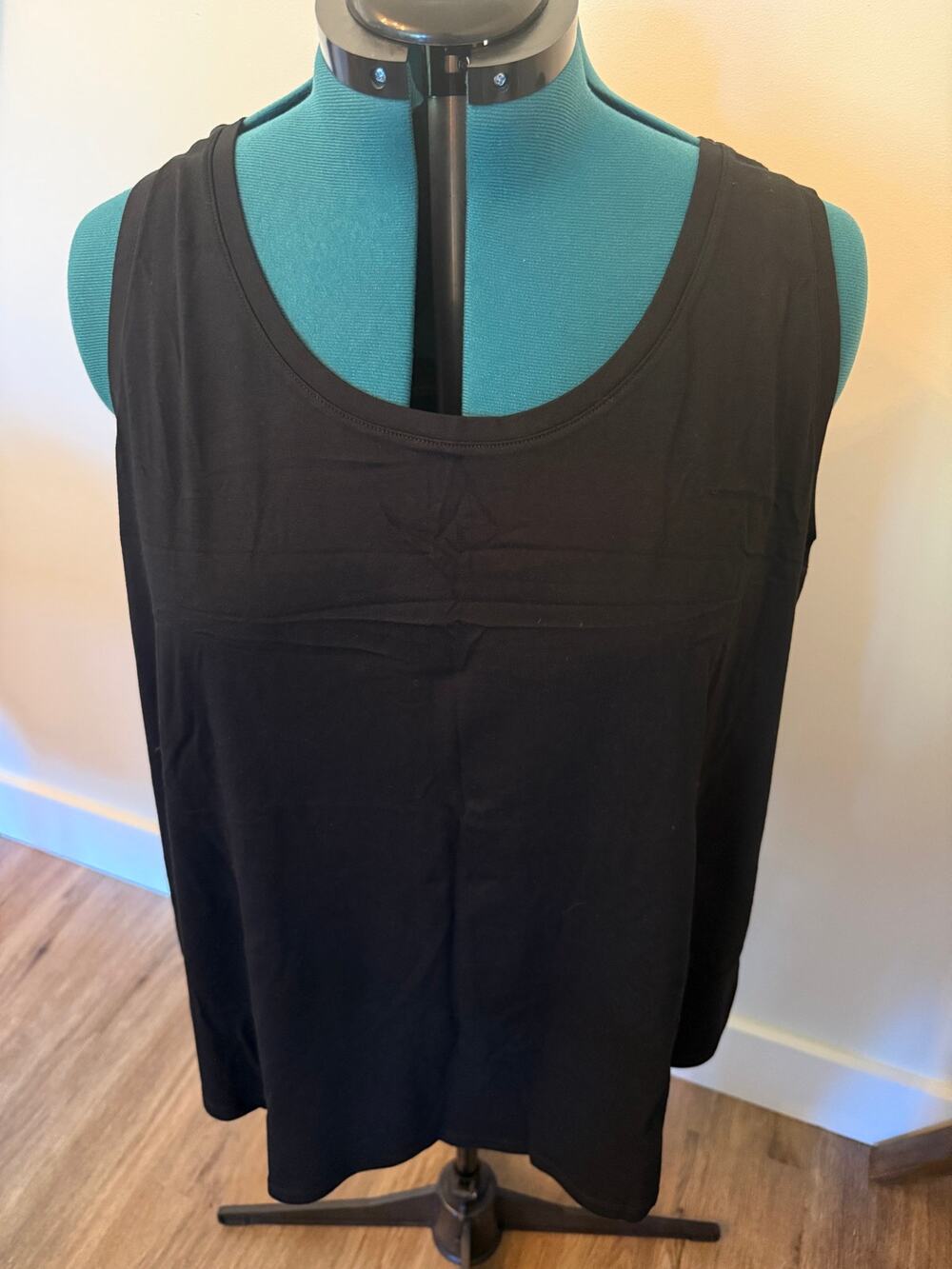 Ava & Viv Black Tank Top Size 2X